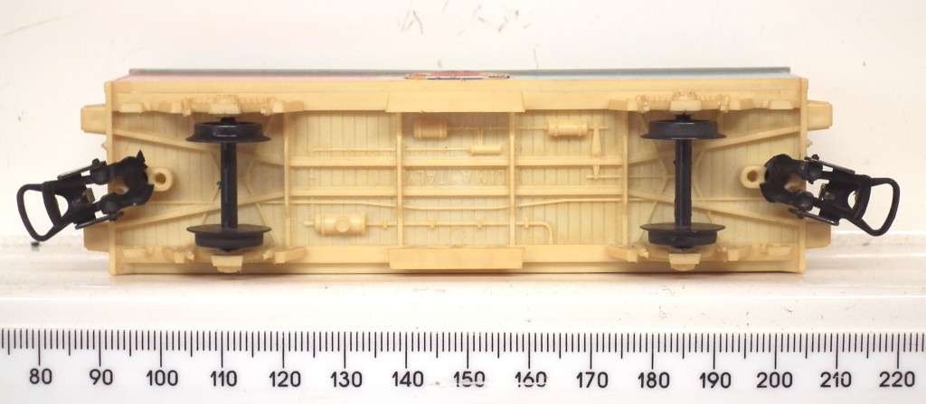 LIMA HO:  Junior Refrigerated Car in Fair unboxed used condition (Italy)