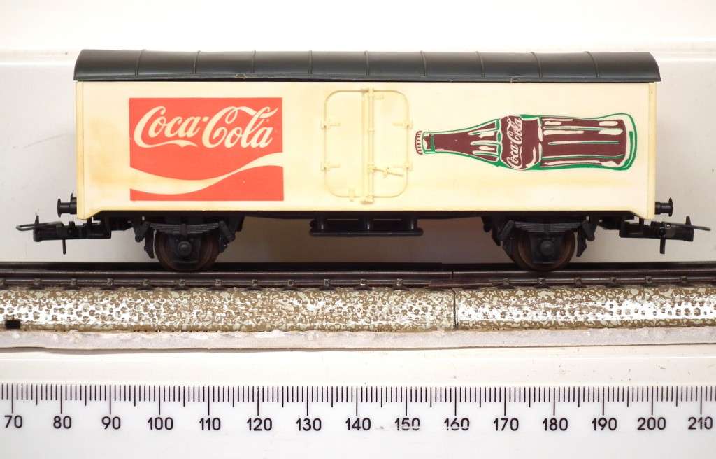 LIMA HO:  Junior Refrigerated Car in Fair unboxed used condition (Italy)