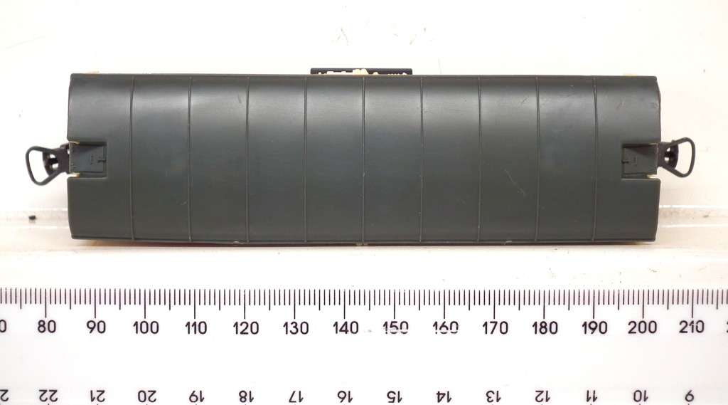 LIMA HO:  Junior Refrigerated Car in Fair unboxed used condition (Italy)