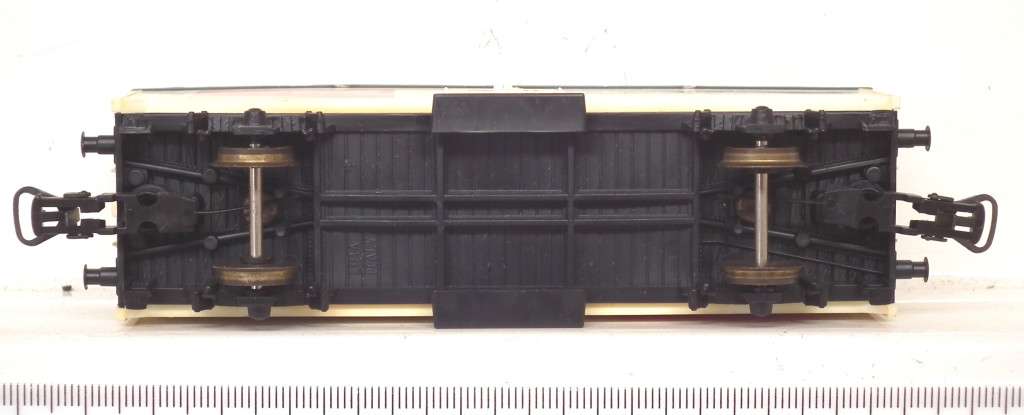 LIMA HO:  Junior Refrigerated Car in Fair unboxed used condition (Italy)