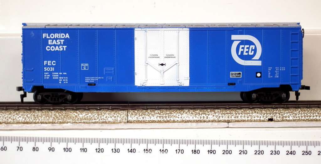 IHC HO: European FEC 40` Reefer in Like New Boxed condition (China)