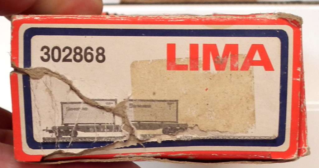 LIMA HO: SAR Container Carrier with Load in Very Good Boxed Used Condition (Italy)