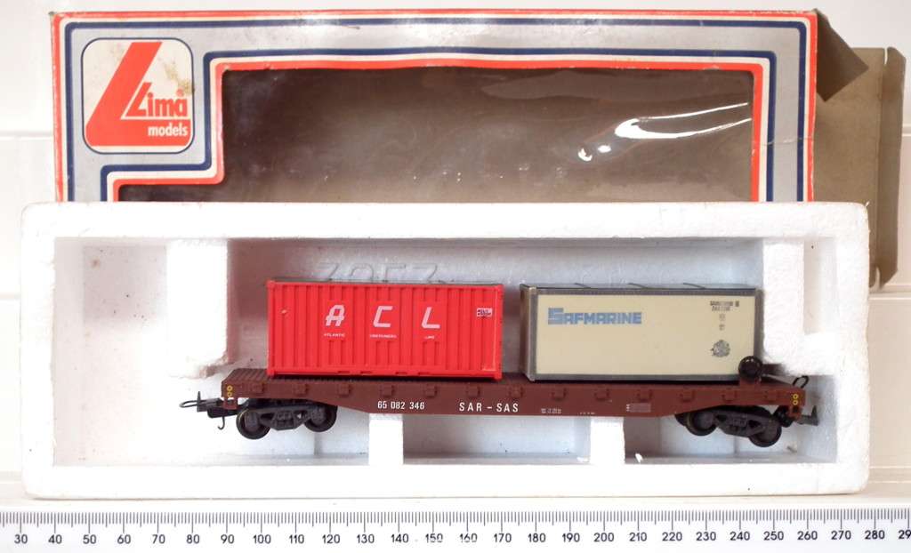 LIMA HO: SAR Container Carrier with Load in Very Good Boxed Used Condition (Italy)