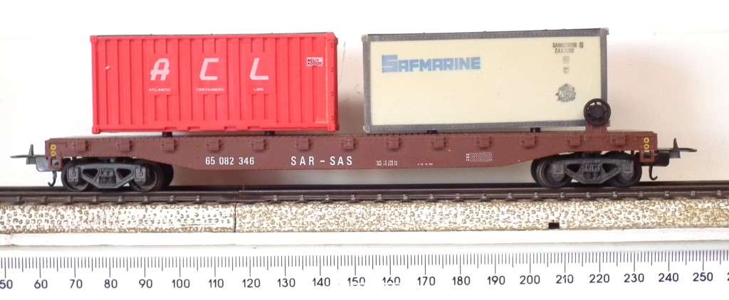 LIMA HO: SAR Container Carrier with Load in Very Good Boxed Used Condition (Italy)