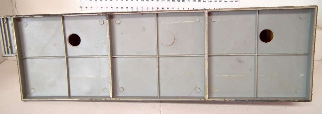 SCENERY HO?/OO  Large Station Building in FAIR Un-boxed and Used condition.