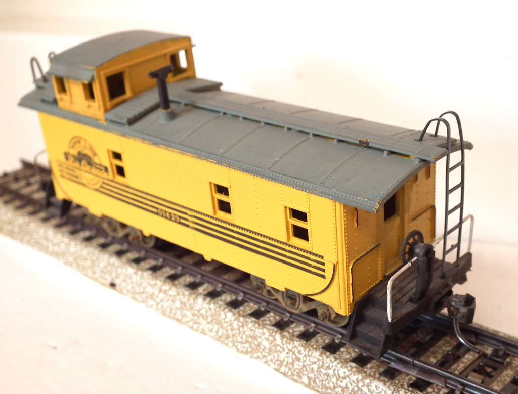 ATHEARN HO/OO: R.G. Caboose  in Good un-boxed condition (USA)