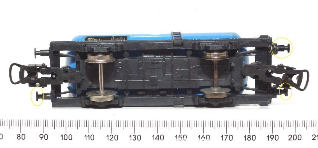 LIMA HO: SAR SASOL Tanker Wagon in Fair, Un-Boxed and Used Condition (Italy)