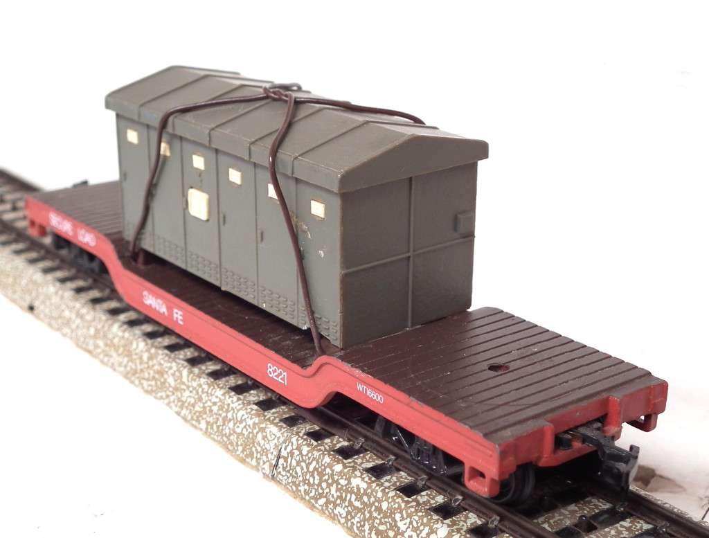 LOWBED HO:  Vintage All Metal Deep Well Lowbed Wagon in Good condition(?)