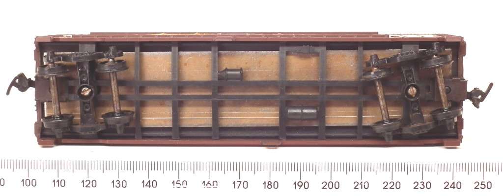 ATHEARN HO: UP 40` Reefer in Good un-boxed and Used condition.