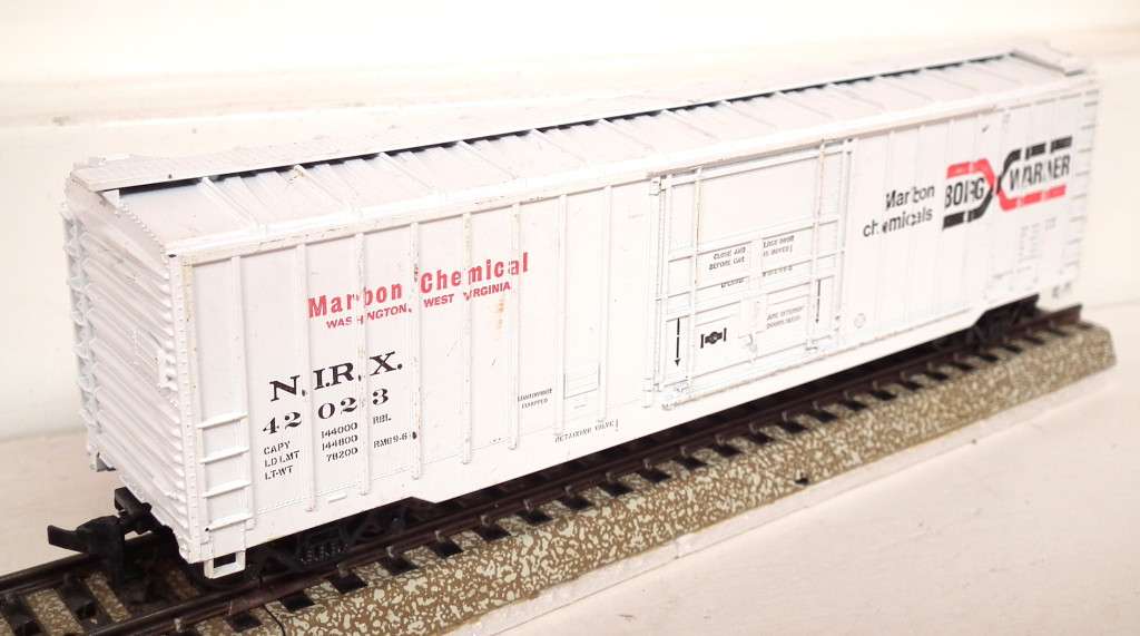 ATHEARN HO: `Marbone Chemical 60` Reefer in Good un-boxed and Used condition.