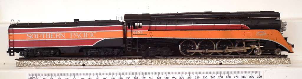 BACHMANN HO: Detailed 4-8-4 Steam Loco with Water Tender in Fair, Un-boxed Used Condition (China)