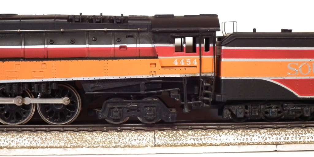 BACHMANN HO: Detailed 4-8-4 Steam Loco with Water Tender in Fair, Un-boxed Used Condition (China)