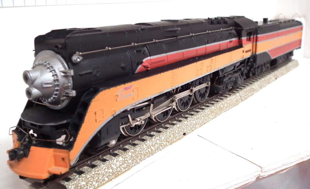 BACHMANN HO: Detailed 4-8-4 Steam Loco with Water Tender in Fair, Un-boxed Used Condition (China)