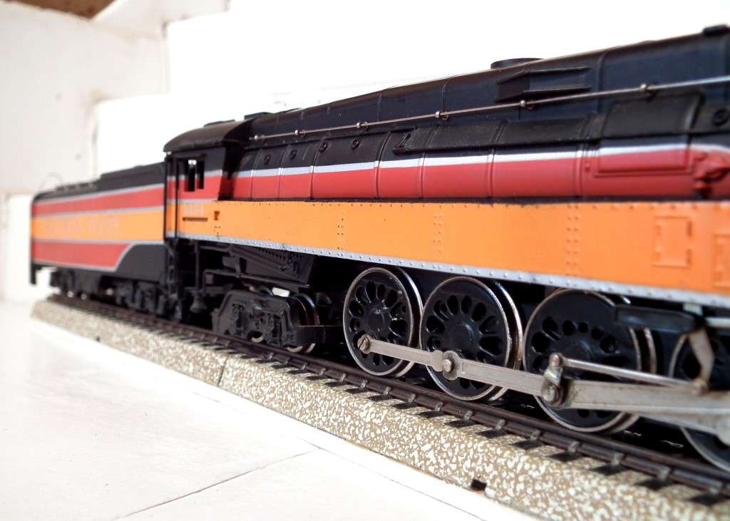 BACHMANN HO: Detailed 4-8-4 Steam Loco with Water Tender in Fair, Un-boxed Used Condition (China)
