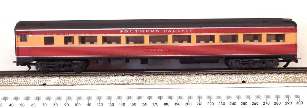 FRATESCHI HO:`SOUTHERN PACIFIC` Corrugated Lounge End Car in Good Un-boxed condition (Brazil)