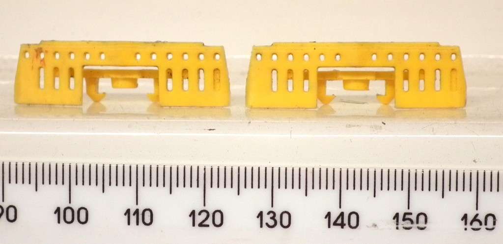 LIMA HO: SAR E5 `Blue Train` Locomotive cowcatchers in Good un-boxed condition for Parts.(Italy)