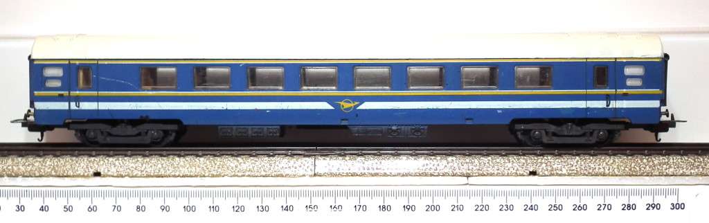 LIMA HO: SAR Blue Train Passenger Coach in Fair unboxed used condition (Italy)