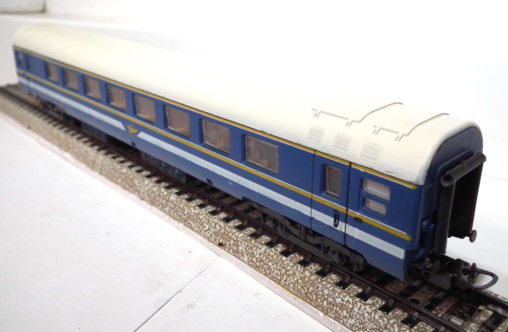 LIMA HO: SAR Blue Train Passenger Coach in Fair unboxed used condition (Italy)
