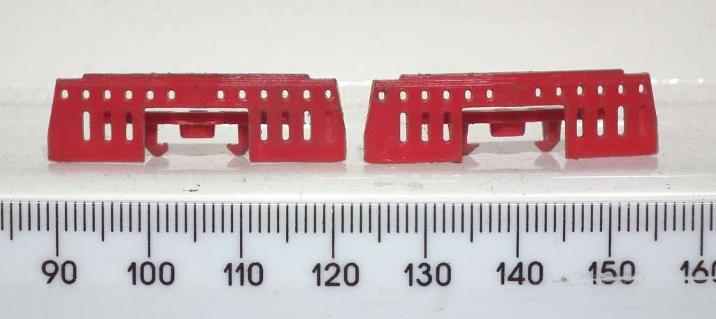 LIMA HO: SAR E5 `Blue Train` Locomotive cowcatchers in Good un-boxed condition for Parts.(Italy)