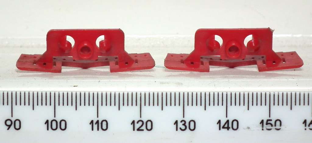 LIMA HO: SAR E5 `Blue Train` Locomotive cowcatchers in Good un-boxed condition for Parts.(Italy)