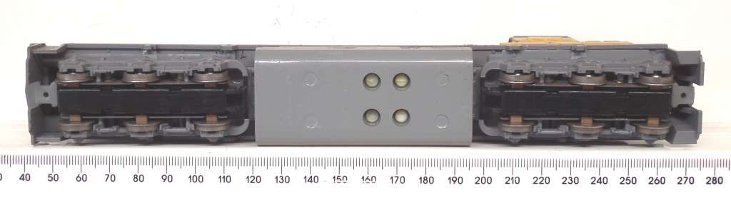 ATHEARN HO: American`UNION PACIFIC`GP Diesel Freight Locomotive in Like New Un-Boxed Condition(USA)