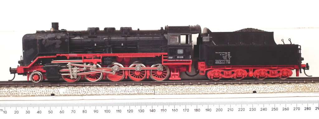 FLEISCHMANN HO: 2-10-0 Steam Loco with Tender(Driven), Good, Un-boxed Used Condition (Germany)