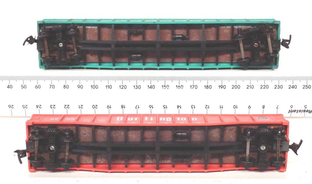 ATHEARN OO/HO: 2pc Vintage Large Gondola`s in Fair used condition(USA)