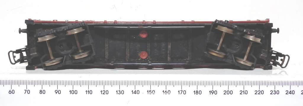 MARKLIN HO: Vintage`DB` Freight Wagon with Wood Load in Good un-boxed condition (Germany)