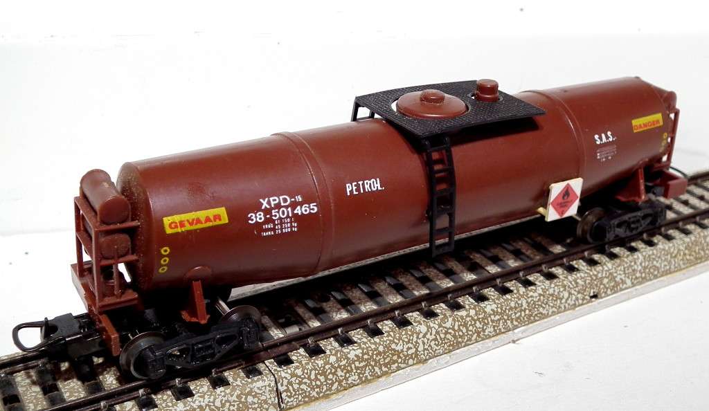 LIMA HO: SAR FDX Petrol Tanker Wagon in Fair Un-Boxed, Used Condition (Italy)