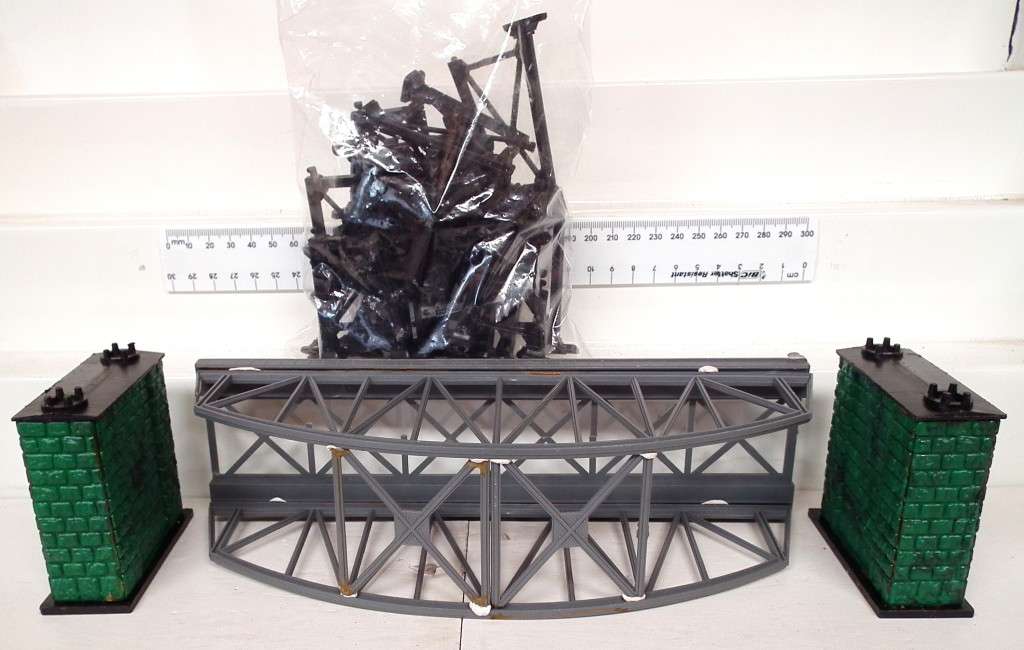 HELJAN HO:  Plastic Arch Bridge with Rock Pylons and Track Supports  in Fair Used Condition.