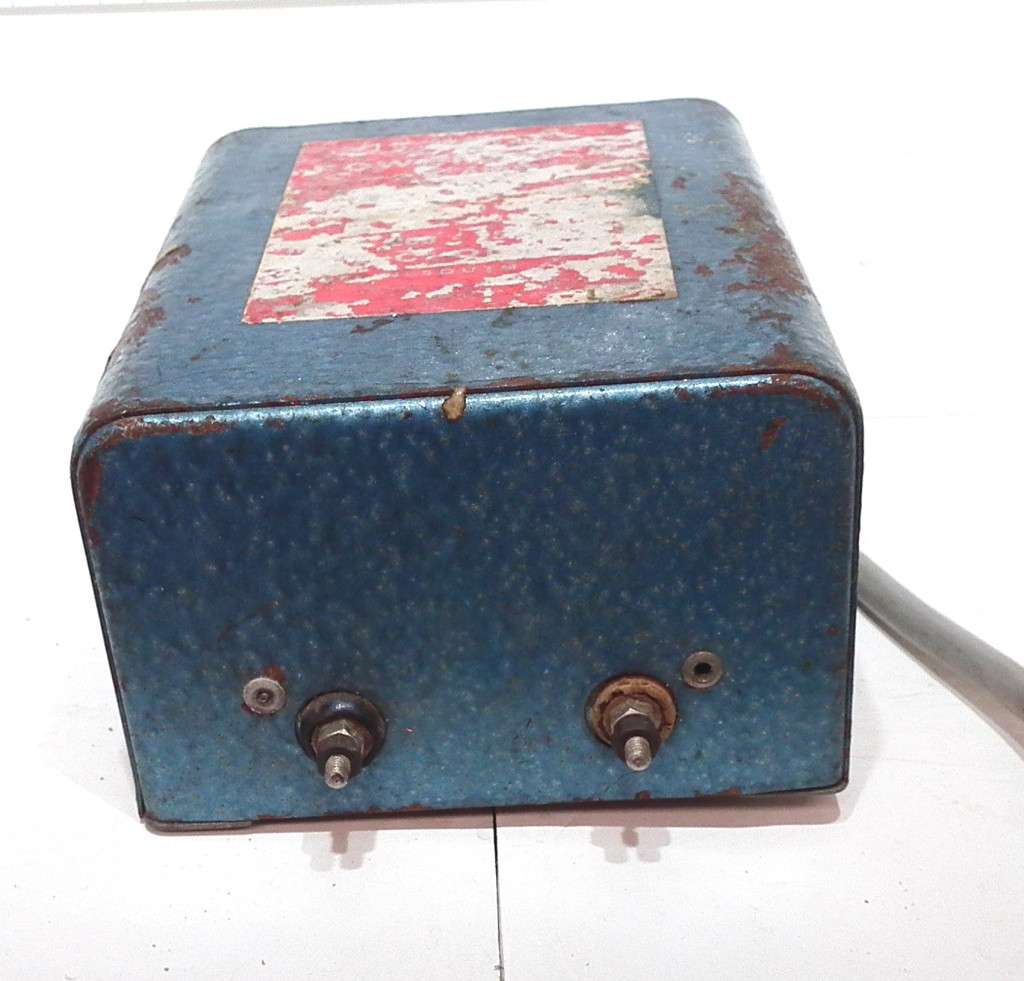 TRI-ANG POWER SUPPLY: Old School 12VDC/2.5A Analogue Power Supply in good un-boxed condition(S-Afri)