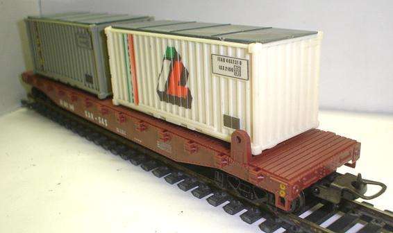 LIMA HO: SAR Container Wagon with load in a good condition. Not boxed.(Made in Italy)