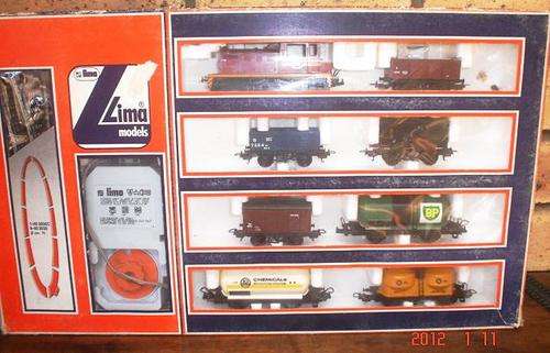 LIMA HO: Used, 8pc SAR freight starter set in good boxed condition. (Made in Italy)