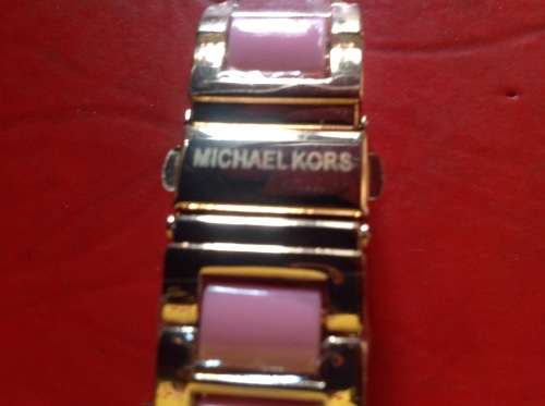 (ABSOLUTELY GORGEOUS!!!) Michael Kors (Red hot!!!!) SANTA SPECIAL!!!