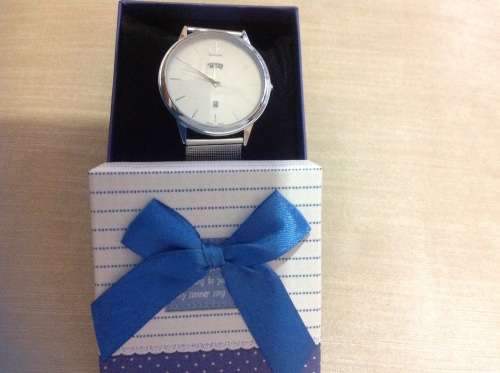 (ABSOLUTELY GORGEOUS!!!) Calvin Klein watch (Red hot!!!!) Santa Specials!!!