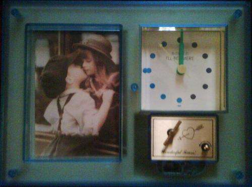 3 in 1 Frame, Musical and Clock (How great is that?????) Have 1 memory forever :) R1 start!!!!