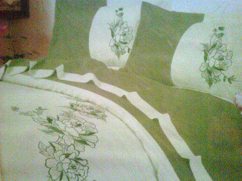 Stunning 6pc Double size duvet cover set!!!!! Sleep like a real baby at night!!!! :)