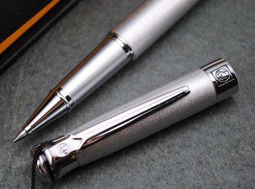 BRAND NEW PICASSO Platinum plated ART COLLECTION "SWEDEN FLOWER KING" ROLLERBALL Pen