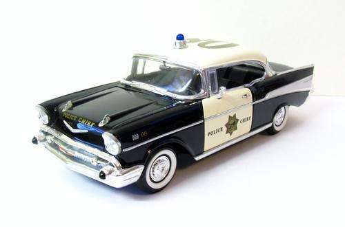 Road Legends  1957 Chevrolet Bel Air Police Chief  DieCast Car 1:18 Used