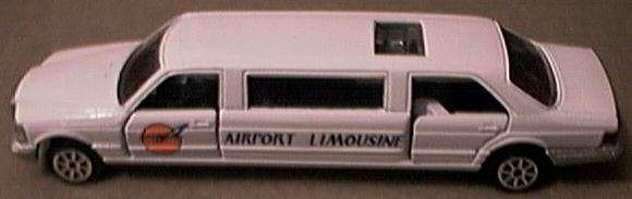 1990 Die Cast Toy Road Champs White Airport Limousine 5" Rare (USED)