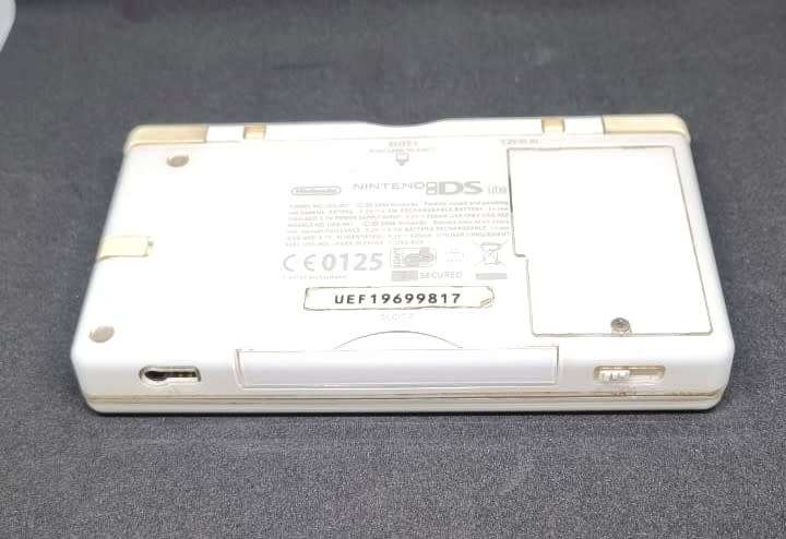 White Nintendo DS Lite ***Please read description***