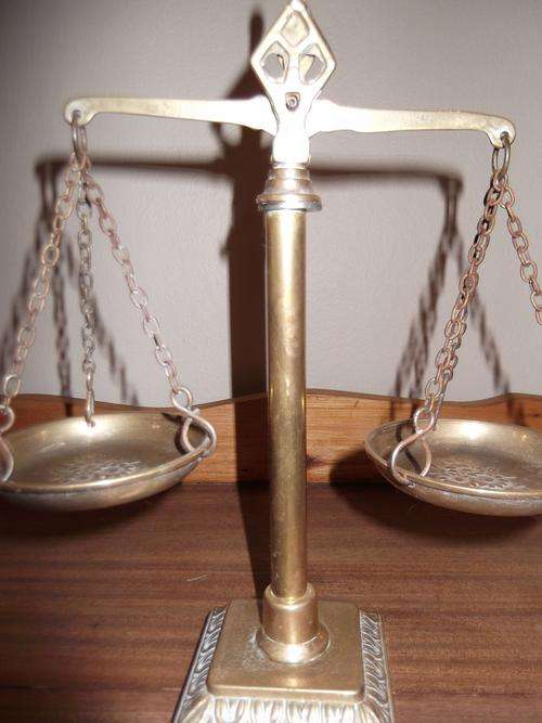 BEAUTIFUL BRASS SCALE