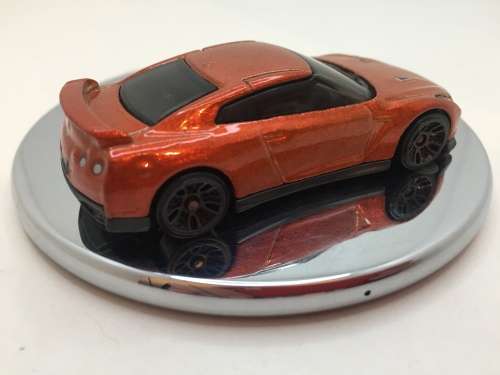Hotwheels Nissan GTR 35 - Orange- Loose / Un Carded - Excellent condition