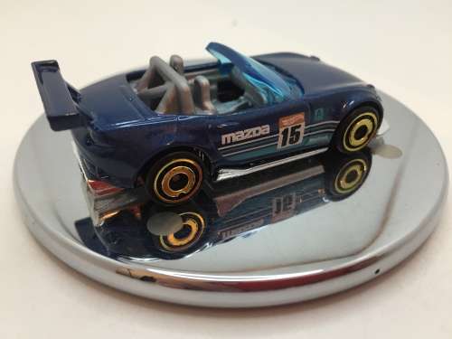 Hotwheels 2015 Mazda MX-5 Miata - Blue - Loose / Un Carded - Excellent condition