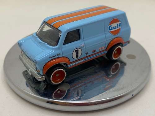 Hotwheels Premium Real rider - Ford TransitSupervan - Brand new condition - Loose/uncarded.