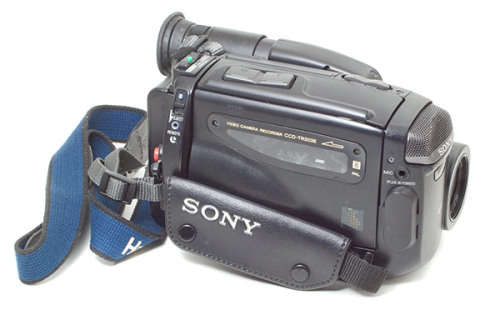 Vintage 1992 Sony CCd Tr303-E Handy cam