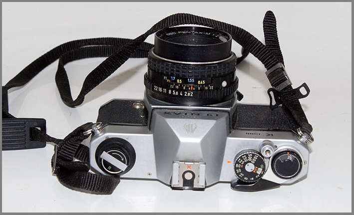 Vintage Pentax K-1000 in working condition