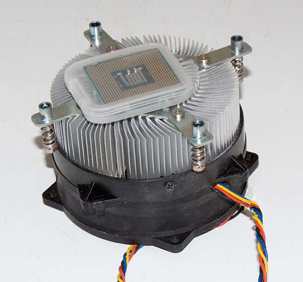 Intel core 2 duo E 7500 2.93GHZ with cooler ** 100% working **