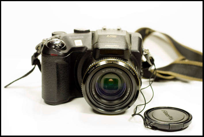 DIGITALFUJI FINEPIX S7000 **GREAT**
