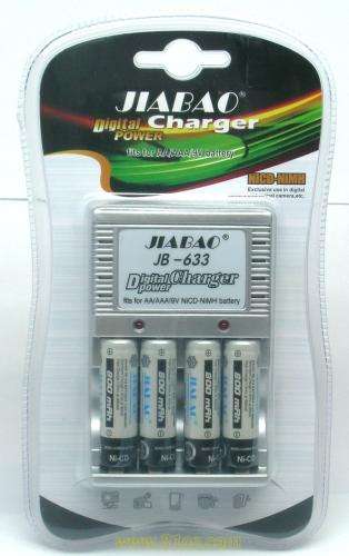 Charger with 4 X 2700mAh AA batteries